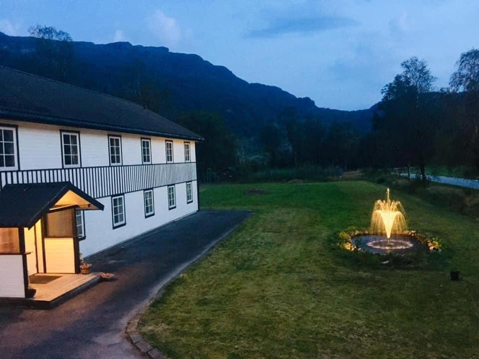 Vikedal Relax Center Hotel Exterior photo